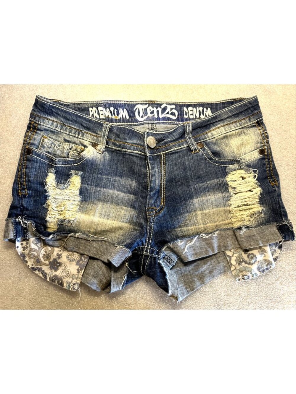 Premium Ten 25 Denim Jean Short Shorts Women’s Size 11 / 12 Distressed Rise 8.5”